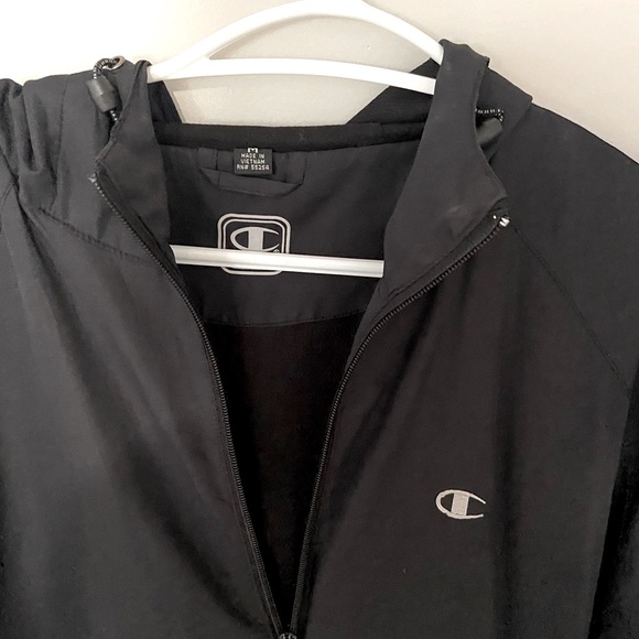 Champion Jacket. Size medium - Picture 2 of 3